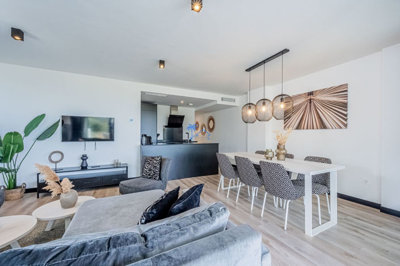 sfdxlcgv1k2-5bd7b9d04b45e33852eaf0ec6670150d