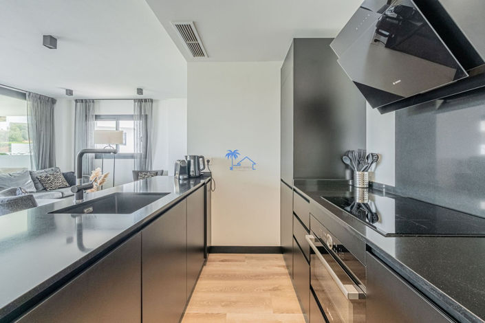 Image No.9-3 Bed Apartment for sale