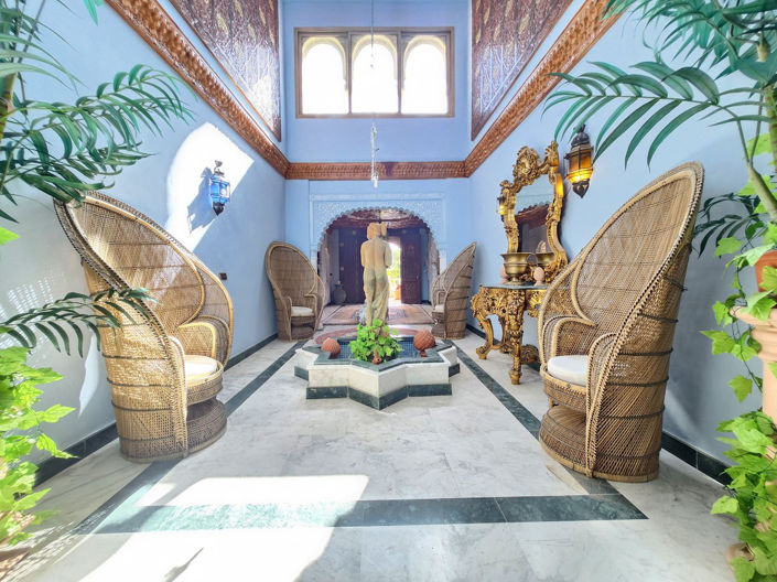 Image No.6-8 Bed Villa for sale