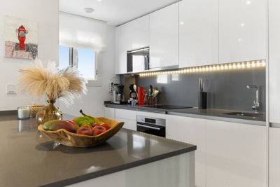 xun0qjwmmzh12-53013098fcab6c38b1379cd33298e05