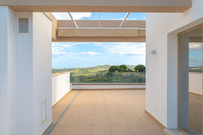 Image No.3-2 Bed Townhouse for sale