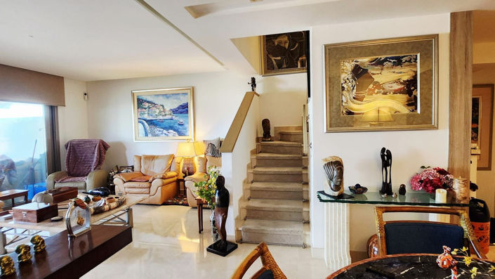 Image No.6-2 Bed Townhouse for sale