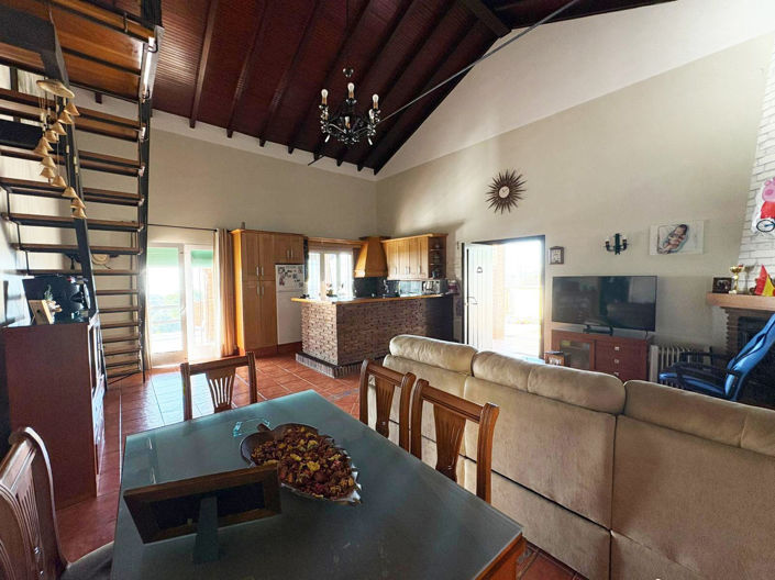 Image No.11-3 Bed Villa for sale