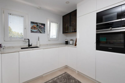 fsthelodz6n7-aa4cc561180b369757c0bb4af9886cd3