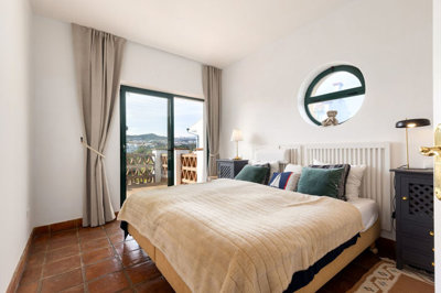 h39y9ac5fzk13-5fd73dea700db77384c091ca9818b1a