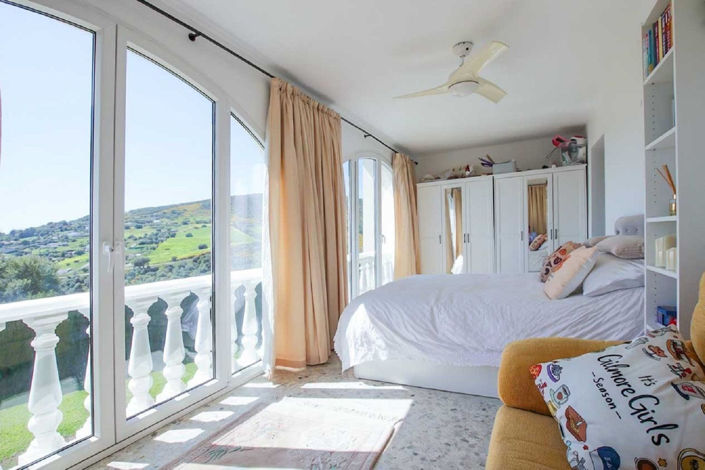 Image No.13-4 Bed Villa for sale