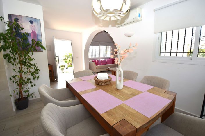 Image No.11-3 Bed Villa for sale