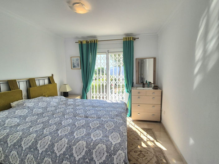 Image No.16-3 Bed Townhouse for sale