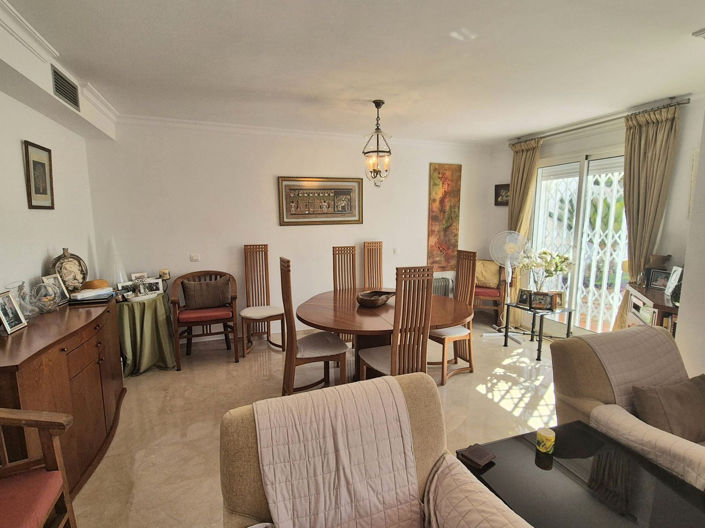 Image No.8-3 Bed Townhouse for sale