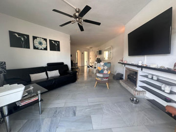 yvila6jywd14-d70dc3102c00d7be0e872dfe1c1f86d7