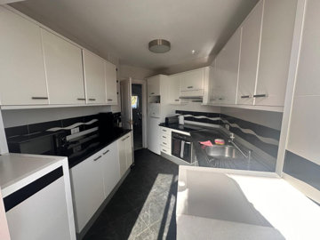 qrplfl1fq938-9b9a71c4c46e127e5c6f91a74b158396