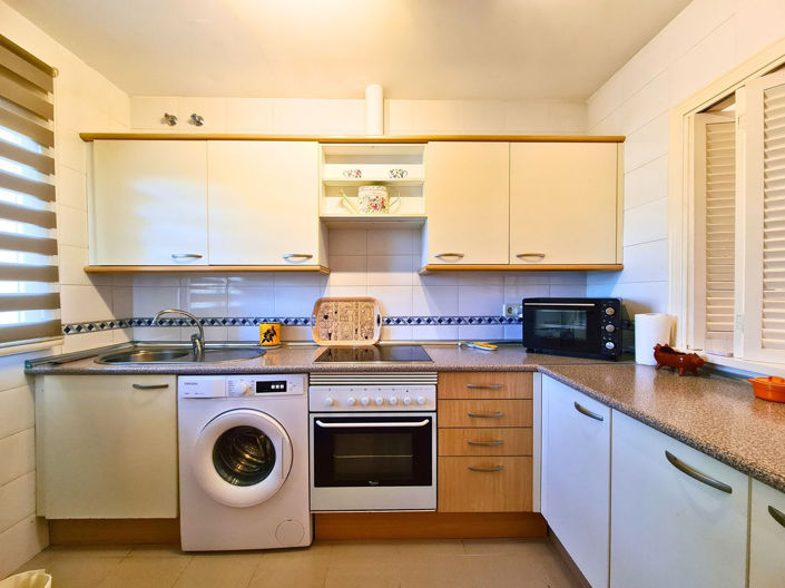 Image No.11-3 Bed Townhouse for sale