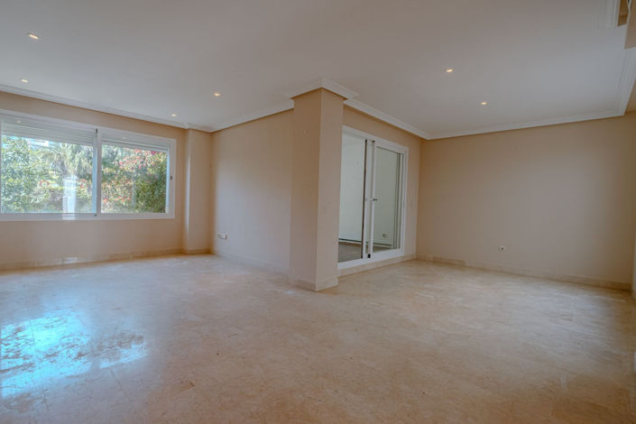 Image No.5-3 Bed Townhouse for sale