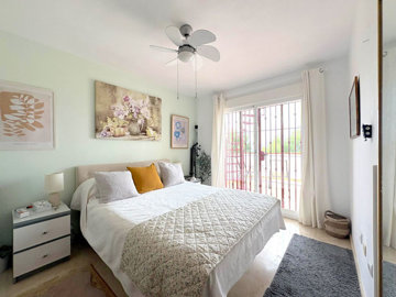 lhmkrfgidcf7-aa4cc561180b369757c0bb4af9886cd3