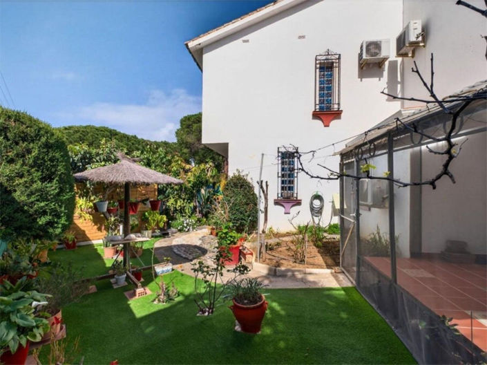 Image No.2-3 Bed Townhouse for sale