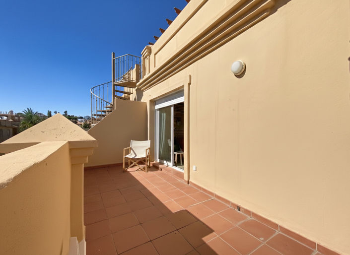 Image No.4-3 Bed Townhouse for sale