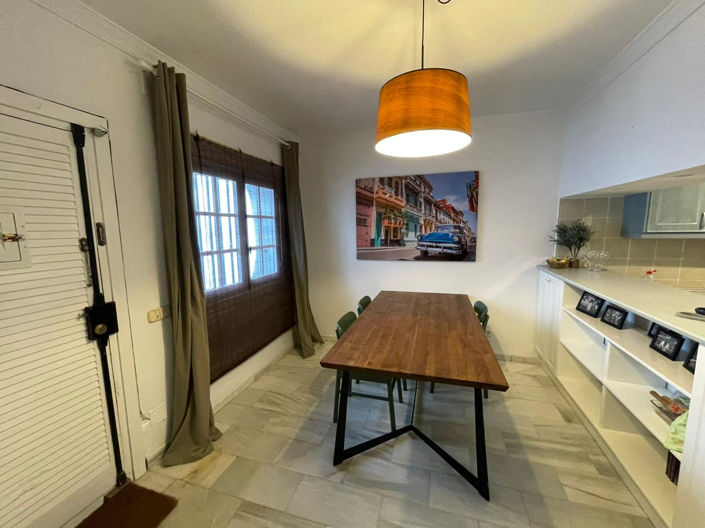 Image No.6-3 Bed Townhouse for sale