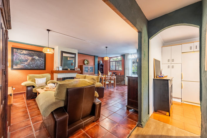 Image No.4-4 Bed Townhouse for sale