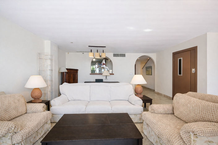 Image No.8-3 Bed Townhouse for sale