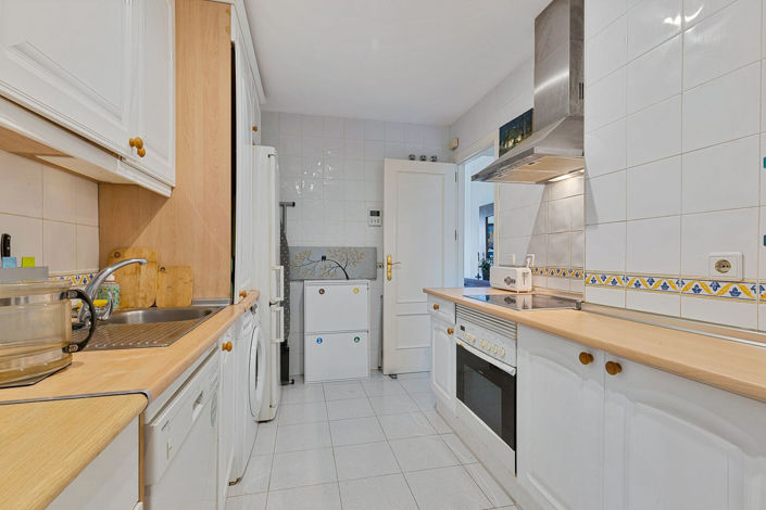 Image No.7-Appartement de 2 chambres à vendre à Estepona