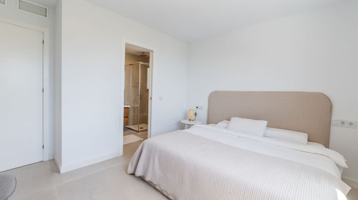 Image No.16-4 Bed Villa for sale