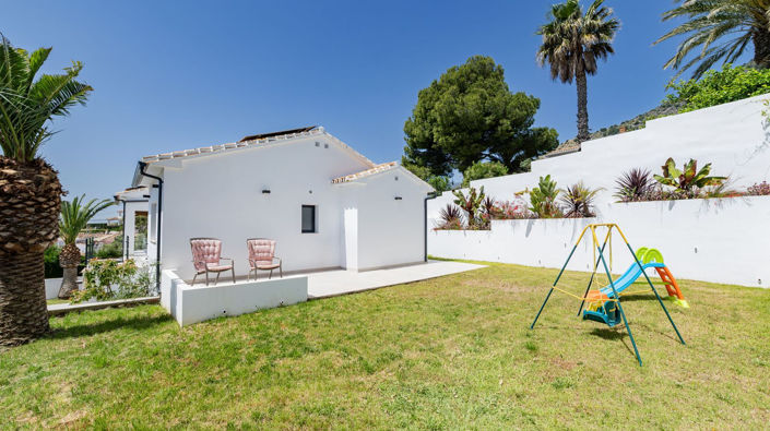 Image No.2-4 Bed Villa for sale