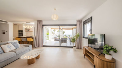 hur4ct5s6um10-bb915d1cb19341576dcdc994b81ab9c