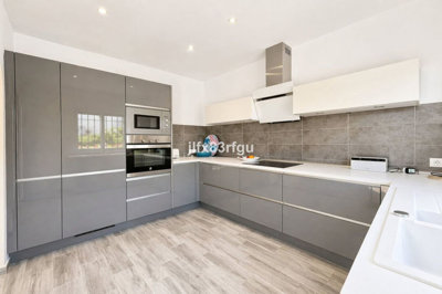 1swagopr50d11-20939a0134ad724a8cb2a801094d15a