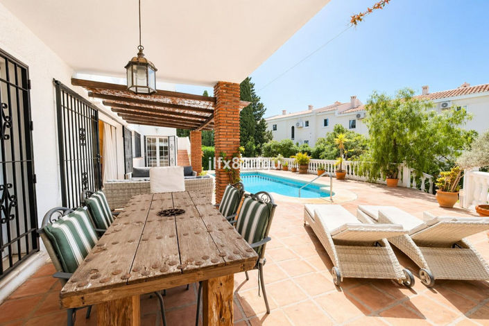 Image No.4-4 Bed Villa for sale