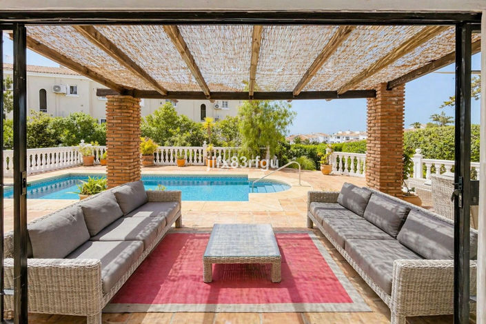 Image No.5-4 Bed Villa for sale