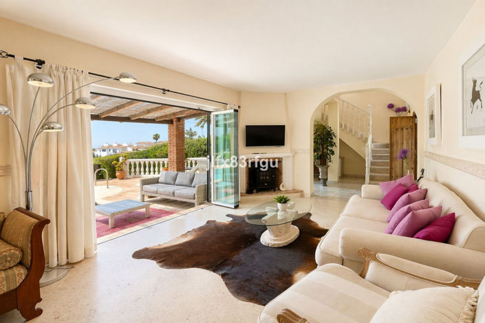 Image No.8-4 Bed Villa for sale