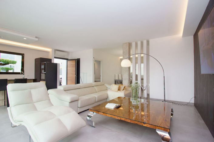 Image No.4-3 Bed Villa for sale