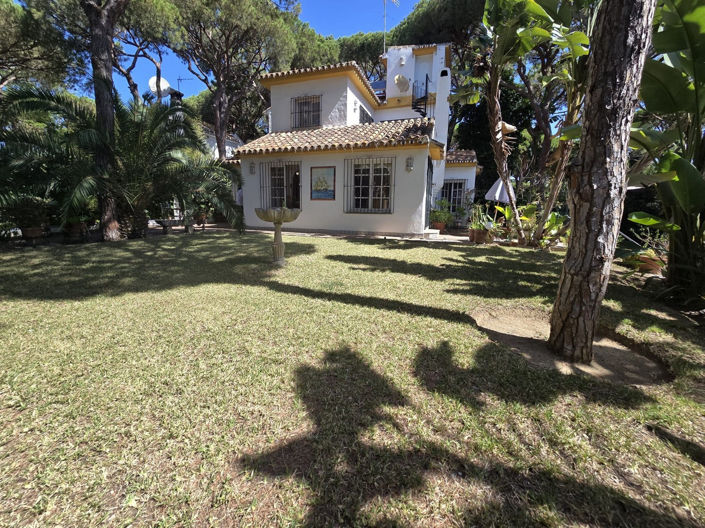 Image No.3-4 Bed Villa for sale