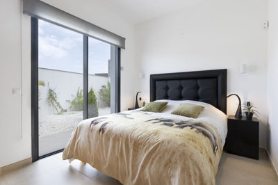 mknhga9k09c26-c684a62c9f160a1f90904dd925da064