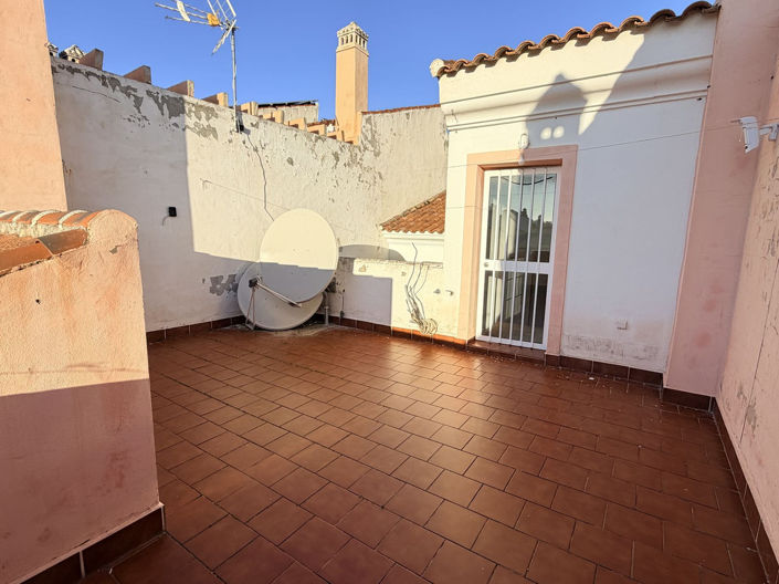 Image No.3-4 Bed Townhouse for sale