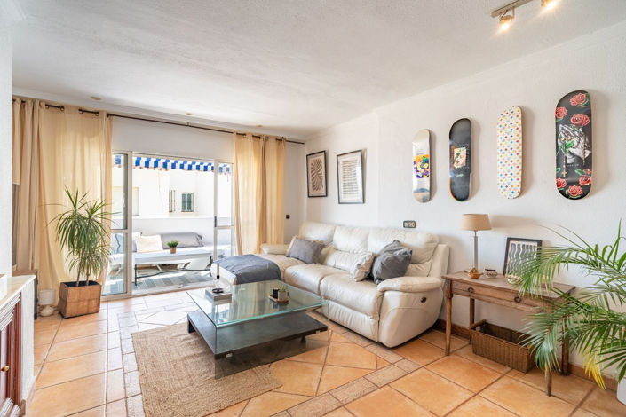 Image No.11-3 Bed Townhouse for sale