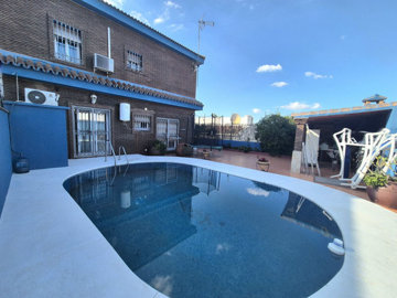 wgm5m53zpk2-5bd7b9d04b45e33852eaf0ec6670150d