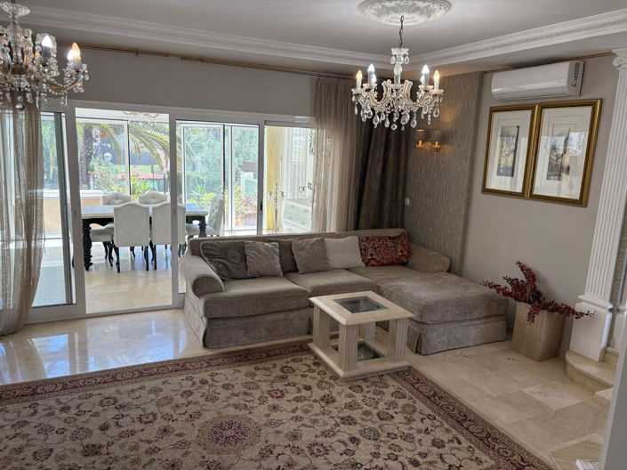 Image No.6-3 Bed Townhouse for sale