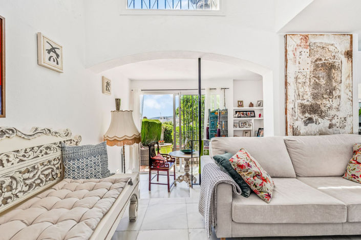 Image No.8-3 Bed Townhouse for sale
