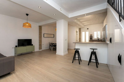 n39hqtg1532-5bd7b9d04b45e33852eaf0ec6670150d