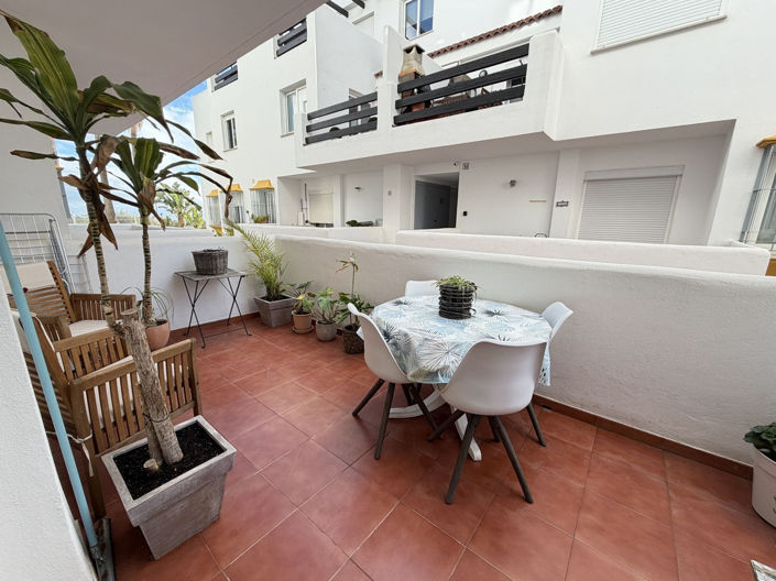 Image No.4-Appartement de 2 chambres à vendre à Estepona