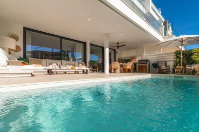 h3rm6pqypgu3-e898b2bb2a2fdfd06d2c39894dce8316