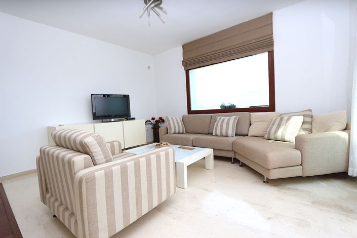 Image No.9-3 Bed Villa for sale