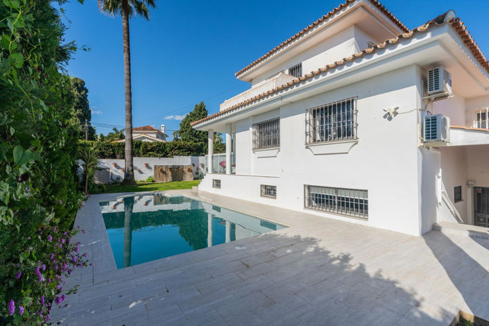 Image No.3-5 Bed Villa for sale