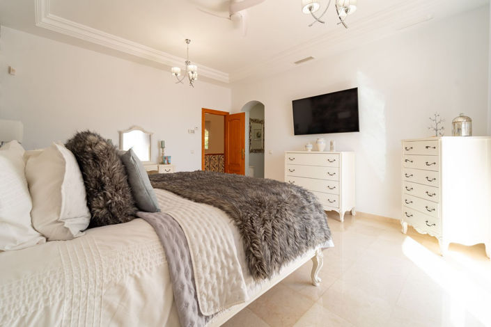 Image No.25-4 Bed Villa for sale