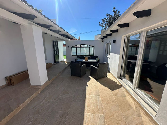 Image No.4-4 Bed Villa for sale