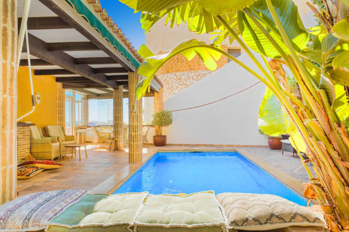 Image No.2-5 Bed Villa for sale