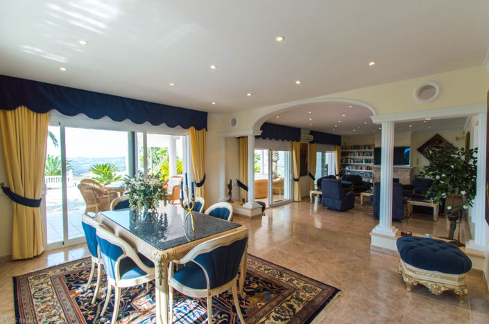 Image No.18-4 Bed Villa for sale