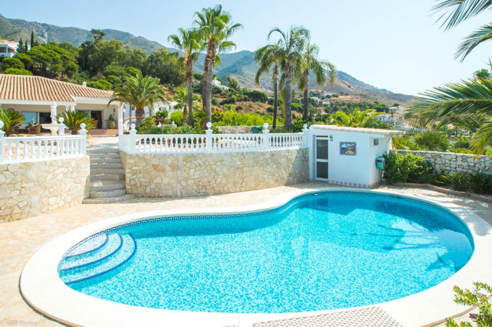 Image No.2-4 Bed Villa for sale