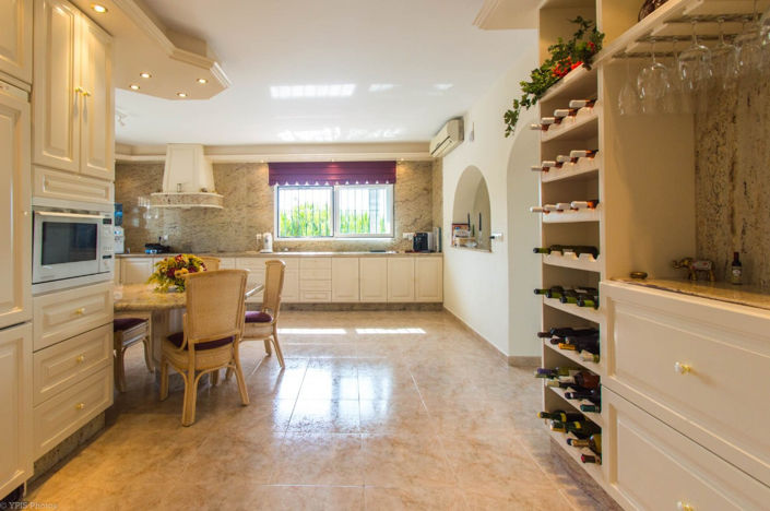 Image No.20-4 Bed Villa for sale